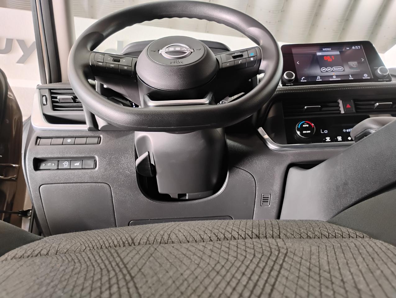 Nissan Rogue SV 2024