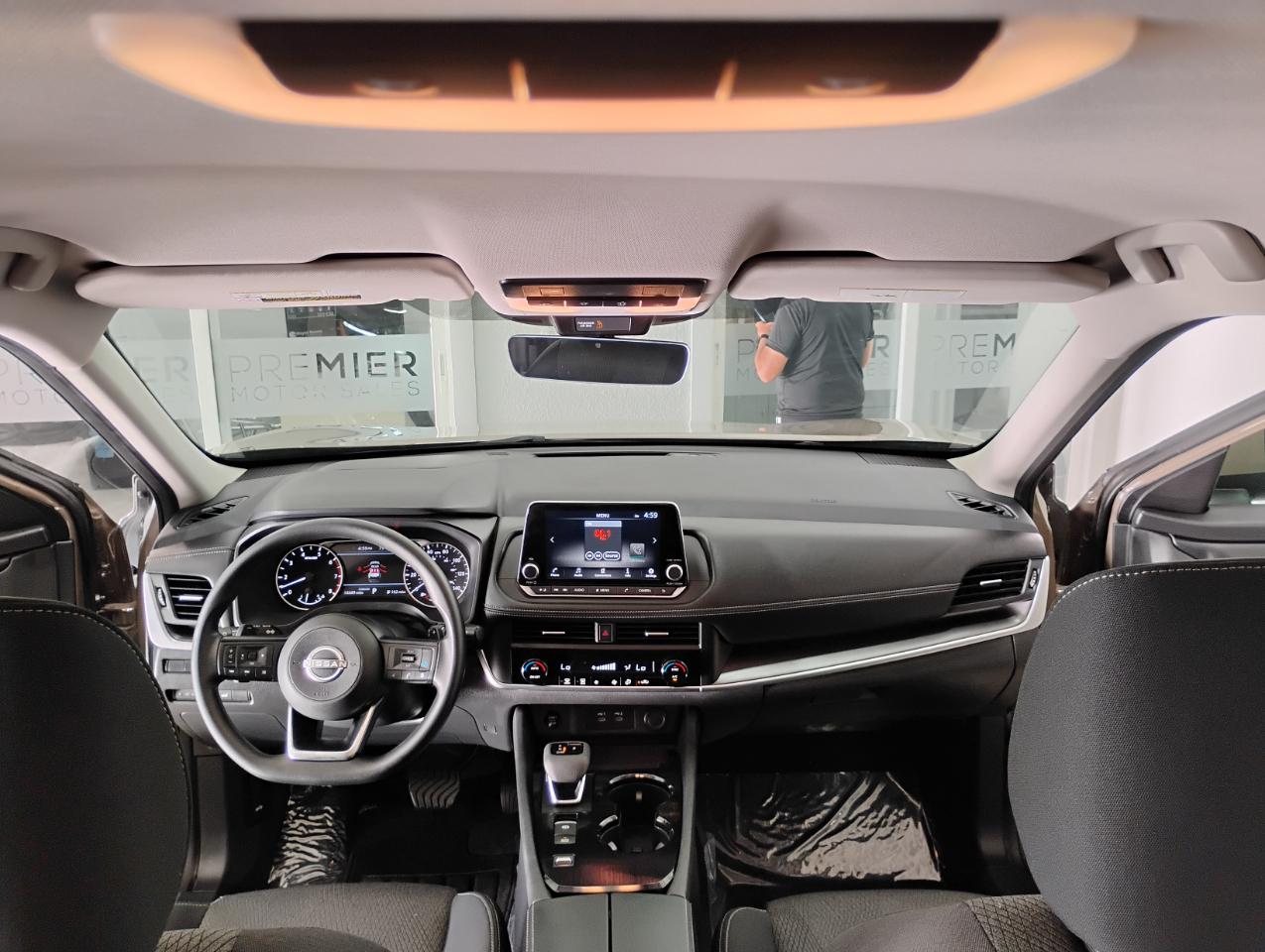 Nissan Rogue SV 2024