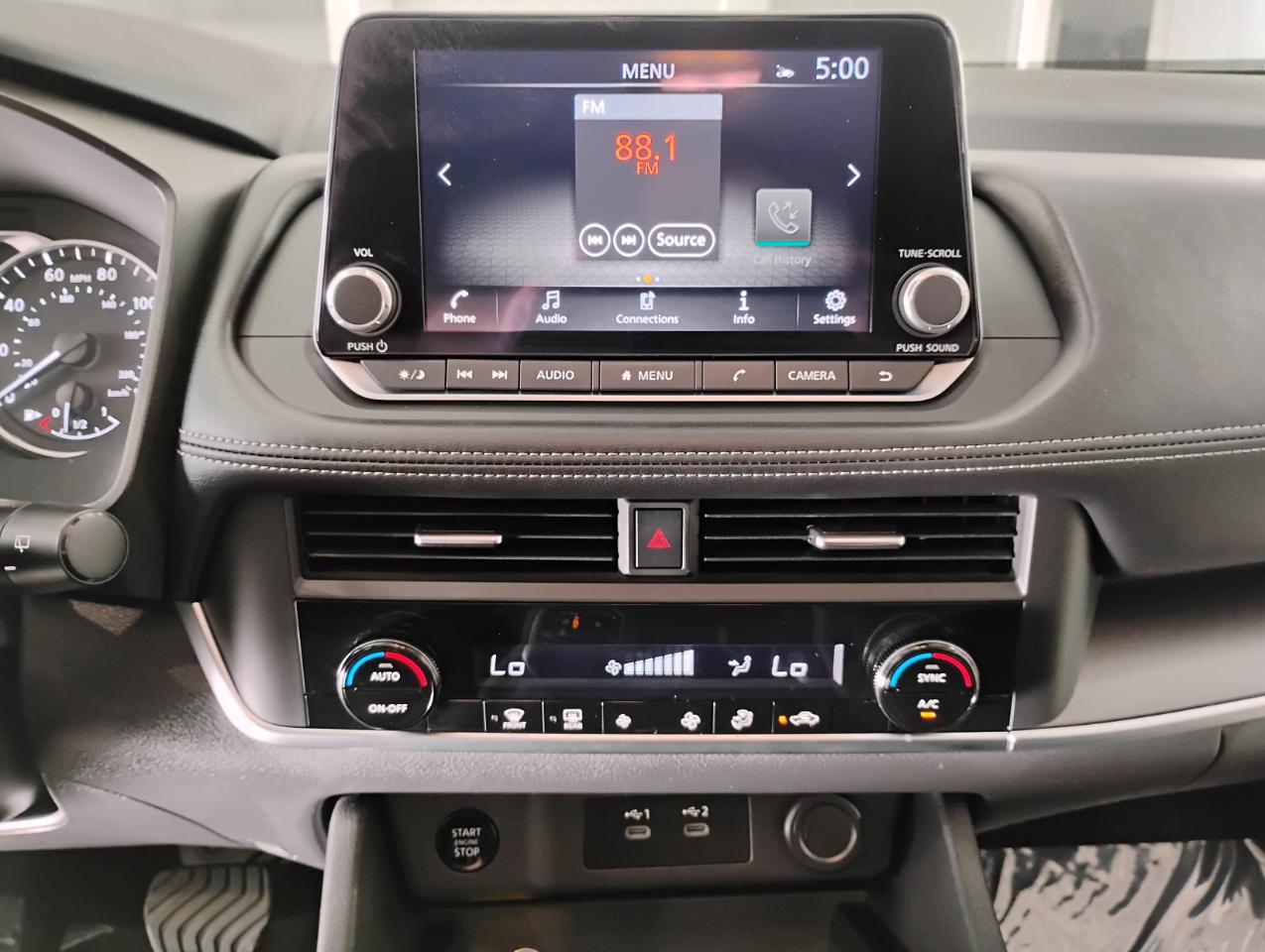 Nissan Rogue SV 2024