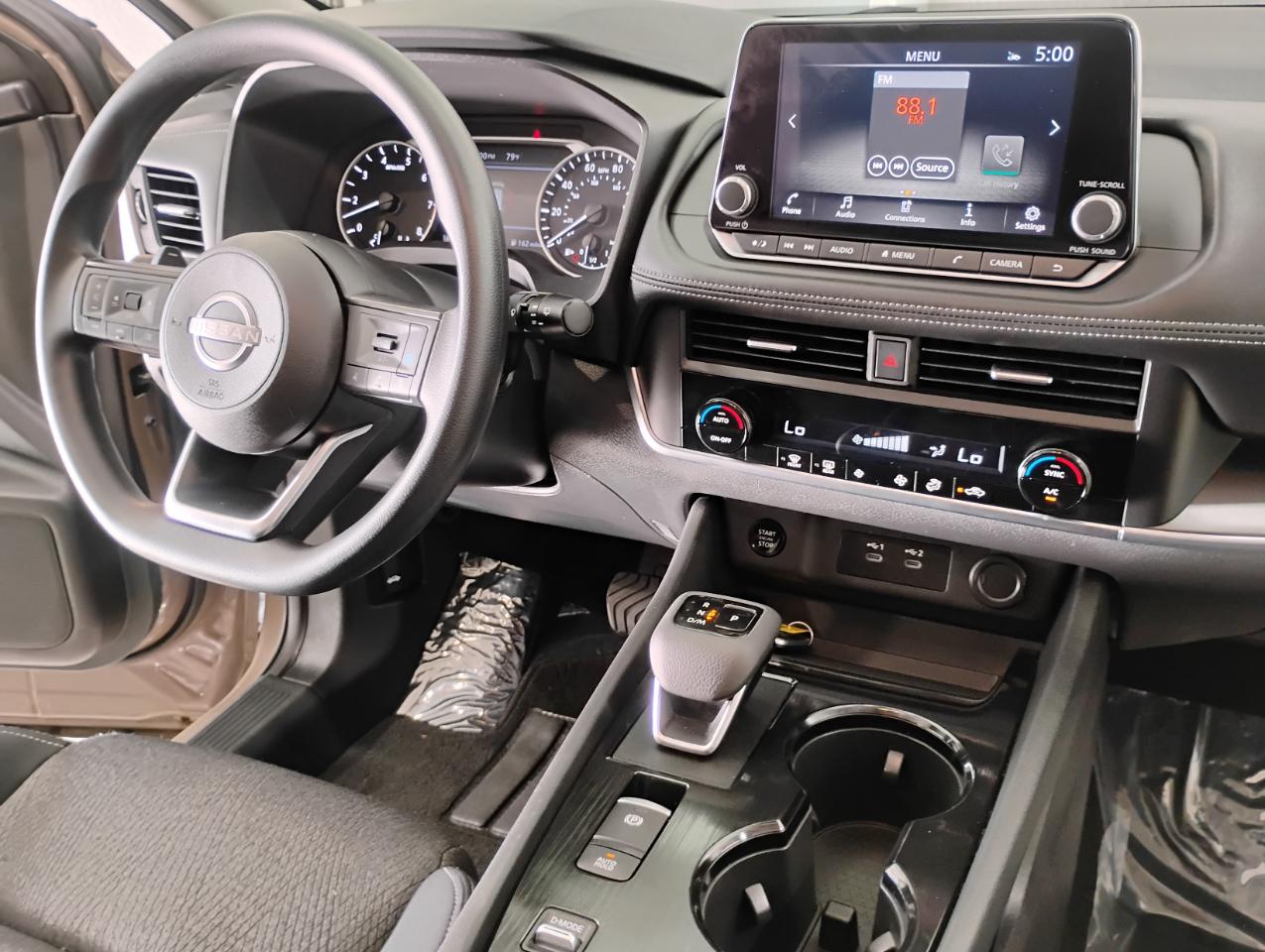 Nissan Rogue SV 2024