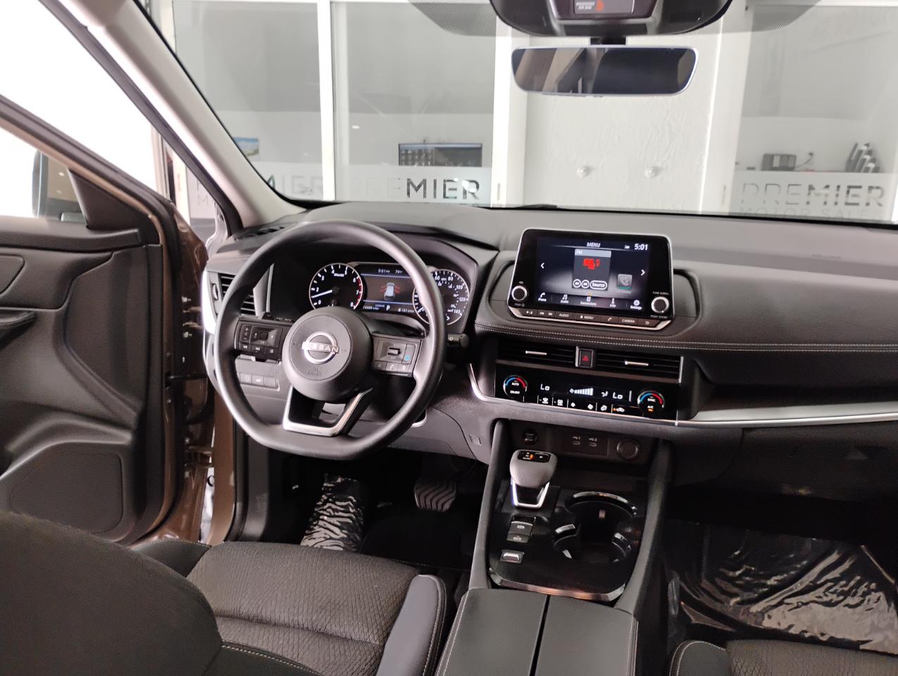 Nissan Rogue SV 2024