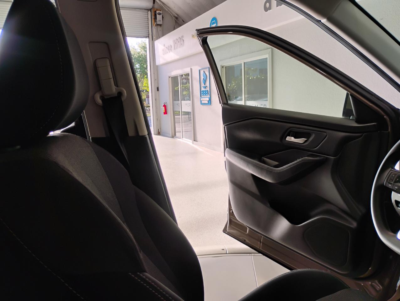 Nissan Rogue SV 2024