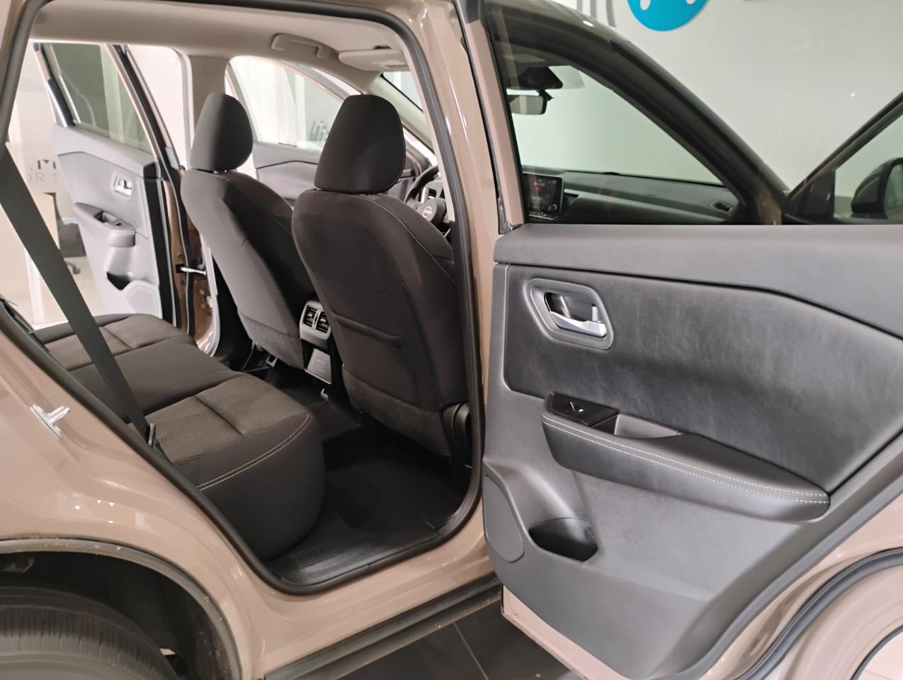 Nissan Rogue SV 2024