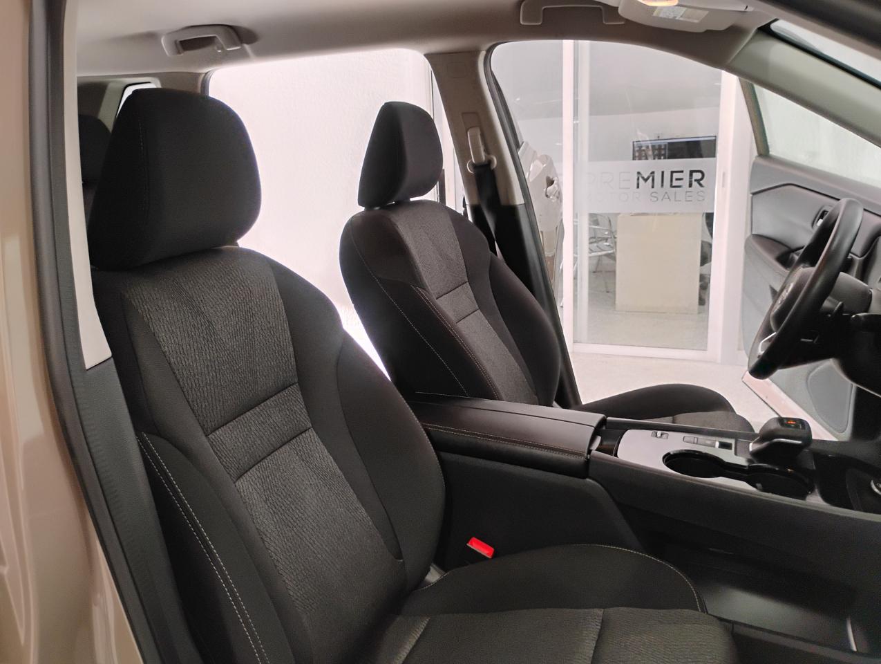 Nissan Rogue SV 2024