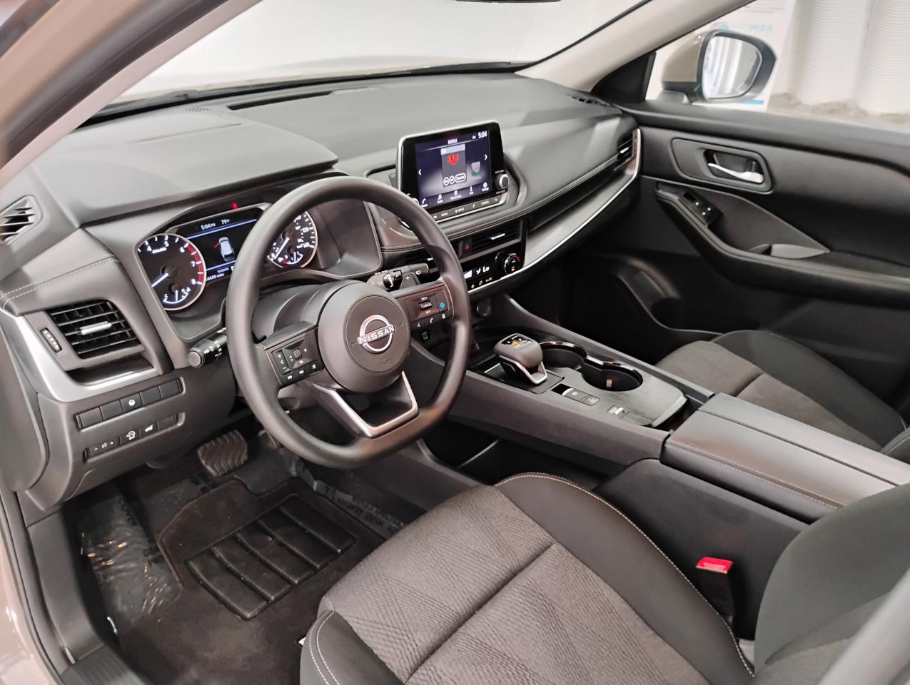 Nissan Rogue SV 2024