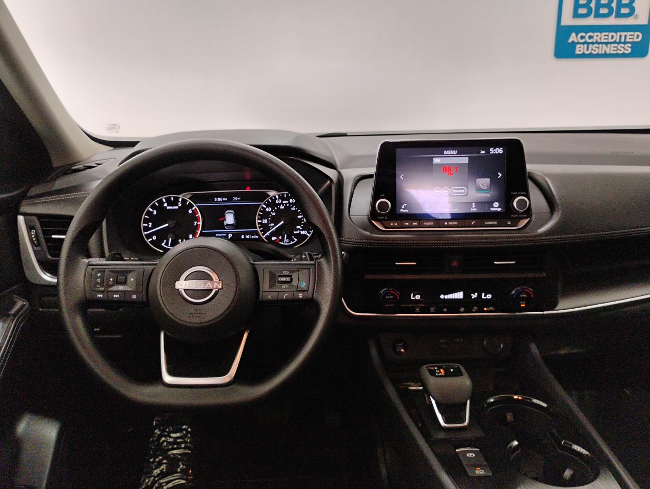 Nissan Rogue SV 2024