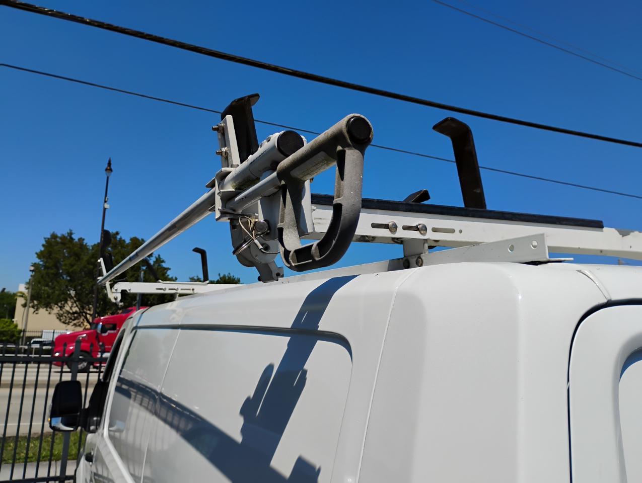 Ford Transit 150 Van Low Roof w/Sliding Pass. 130-in. WB 2015