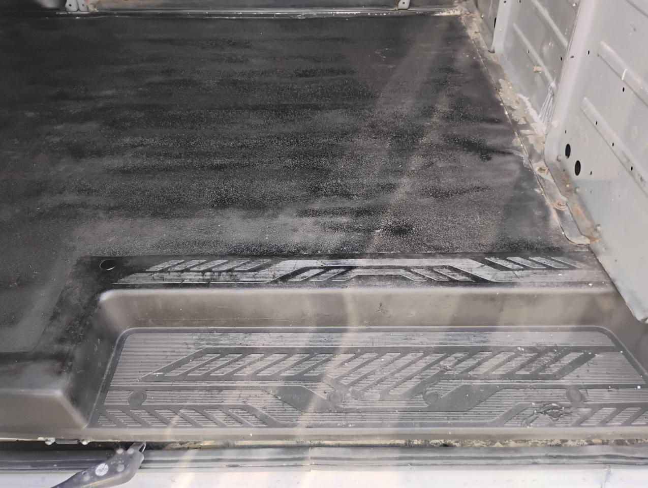 Ford Transit 150 Van Low Roof w/Sliding Pass. 130-in. WB 2015