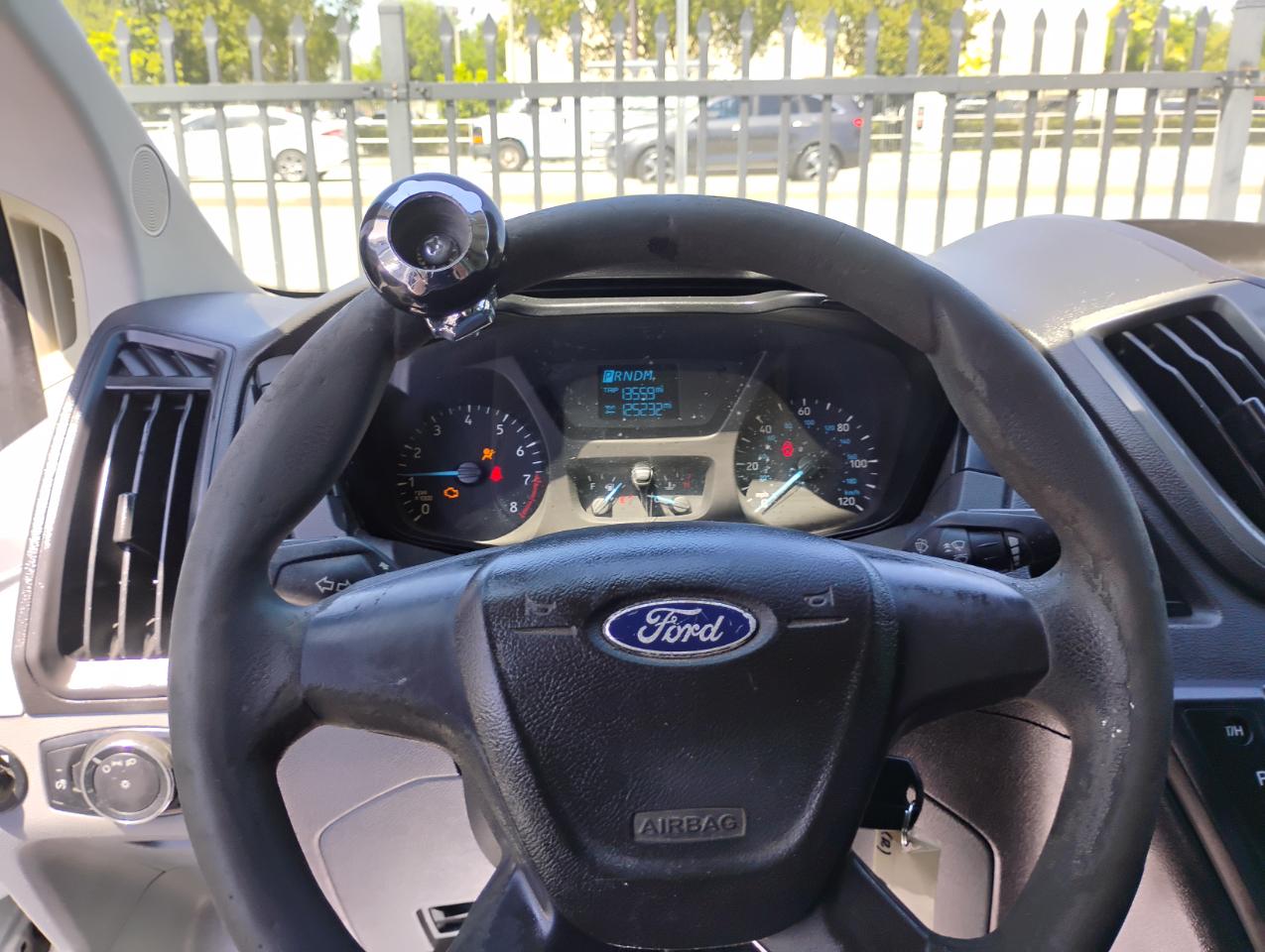 Ford Transit 150 Van Low Roof w/Sliding Pass. 130-in. WB 2015