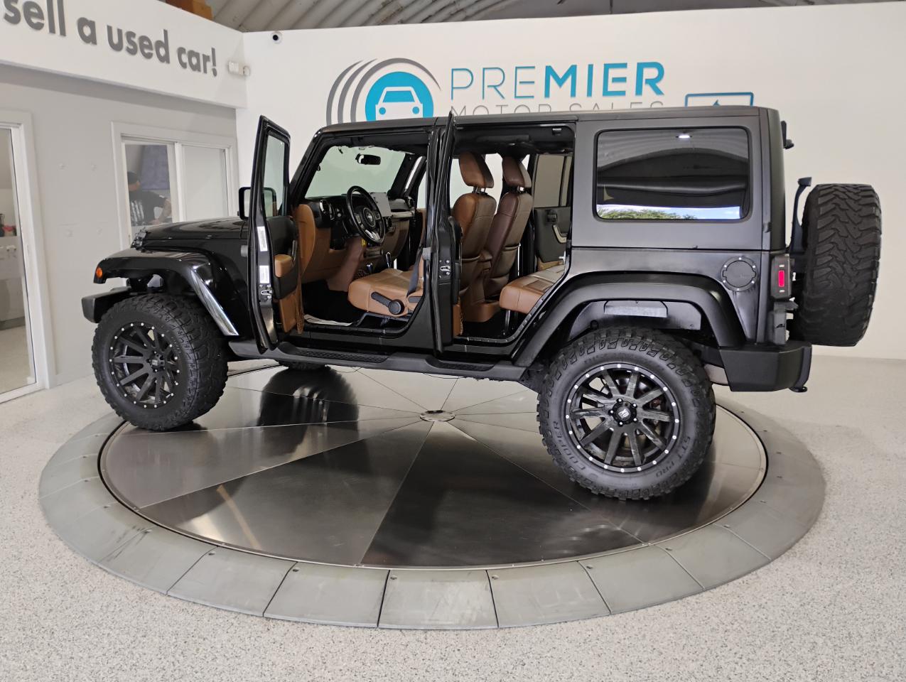 Jeep Wrangler Unlimited Sport 4WD 2011