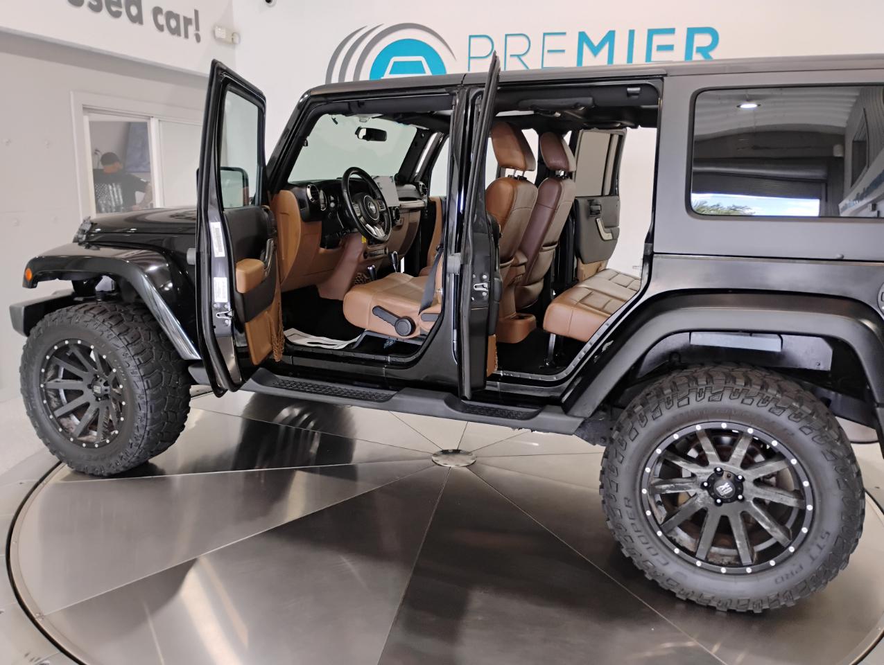 Jeep Wrangler Unlimited Sport 4WD 2011