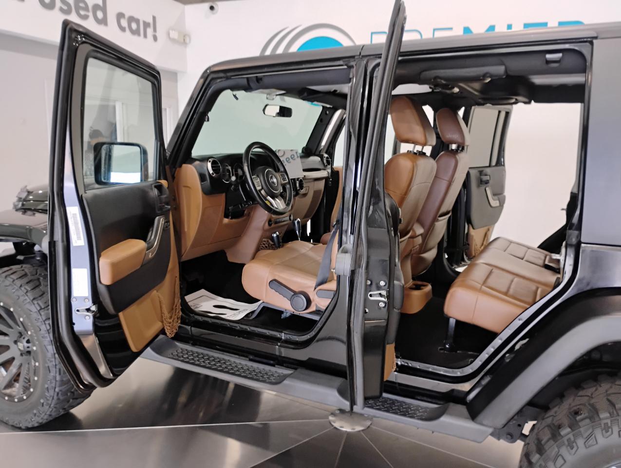 Jeep Wrangler Unlimited Sport 4WD 2011