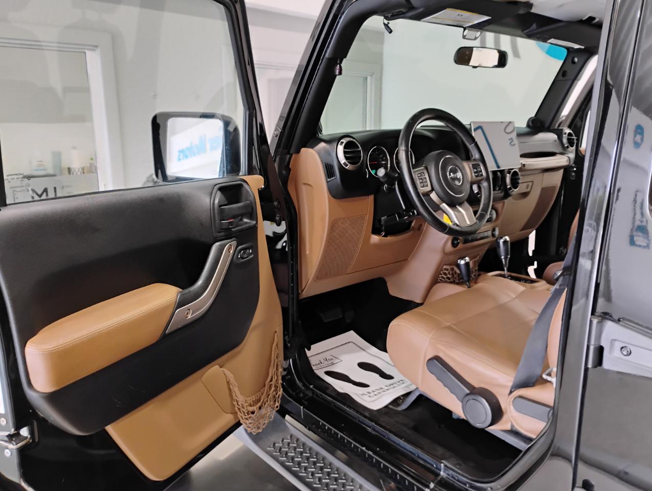 Jeep Wrangler Unlimited Sport 4WD 2011