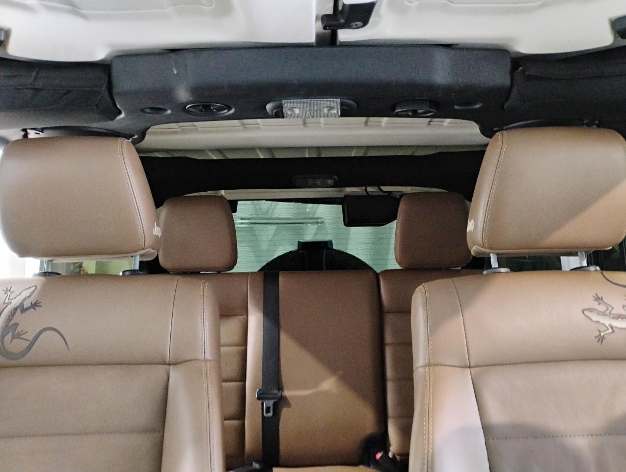 Jeep Wrangler Unlimited Sport 4WD 2011