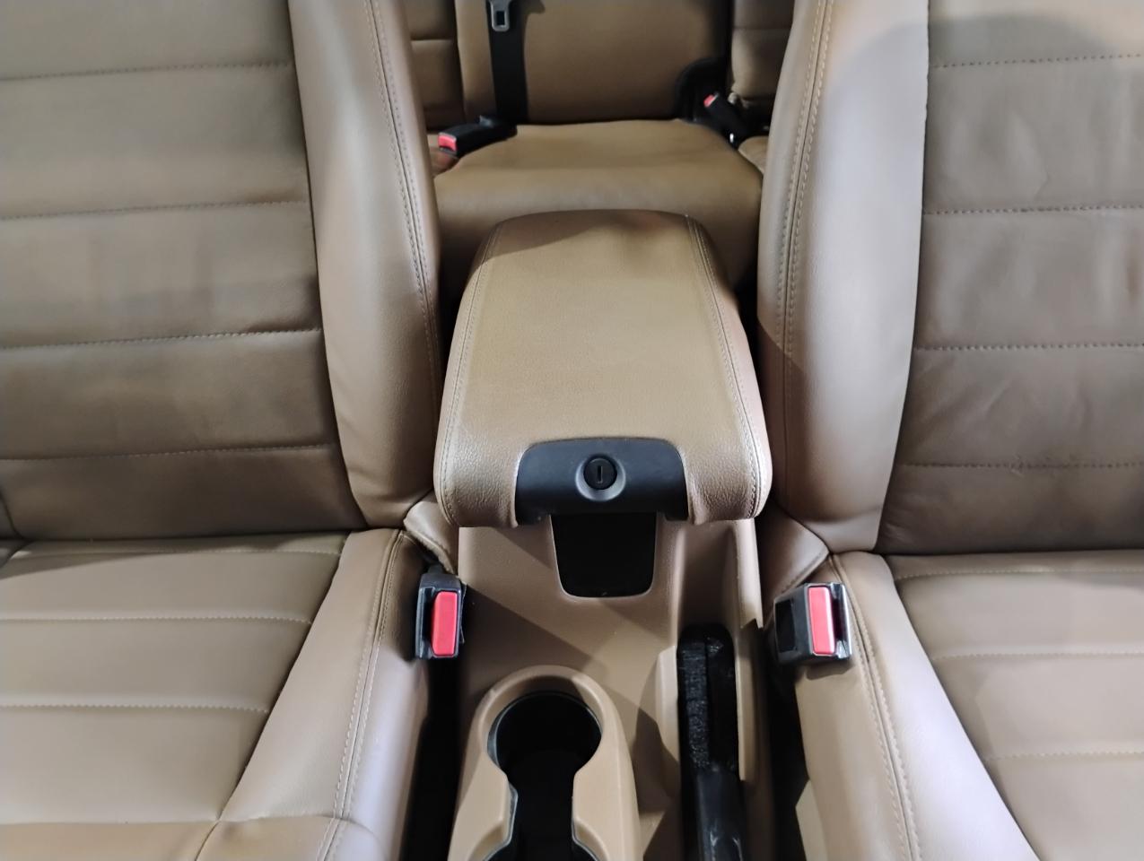 Jeep Wrangler Unlimited Sport 4WD 2011