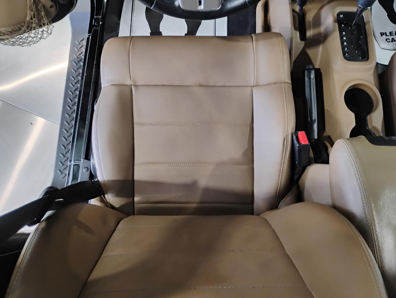 Jeep Wrangler Unlimited Sport 4WD 2011