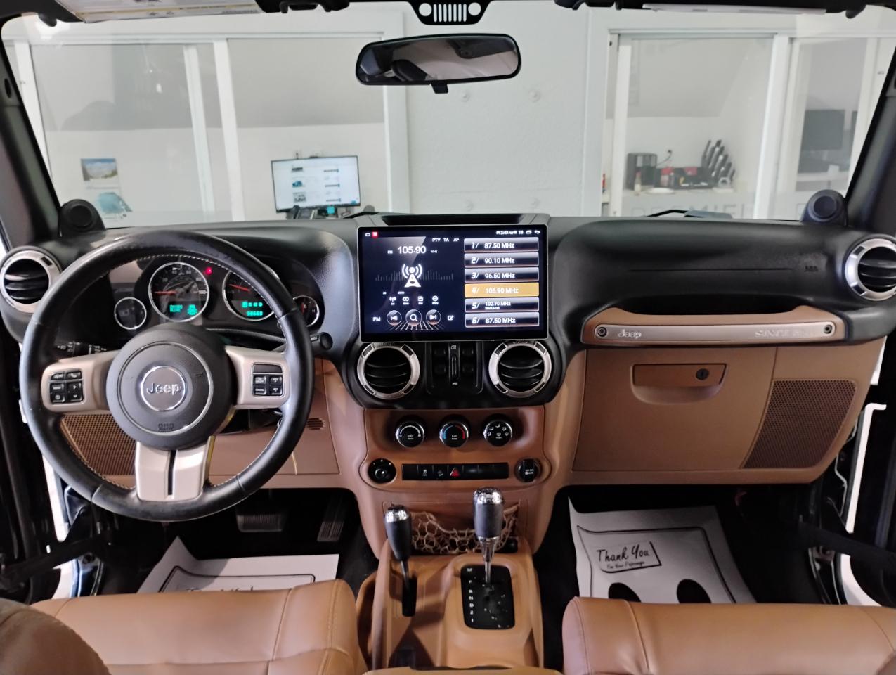 Jeep Wrangler Unlimited Sport 4WD 2011