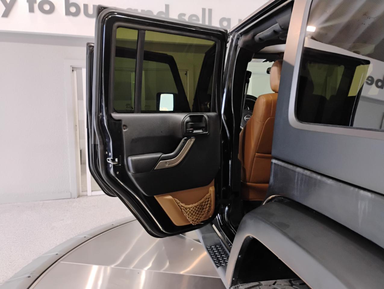 Jeep Wrangler Unlimited Sport 4WD 2011