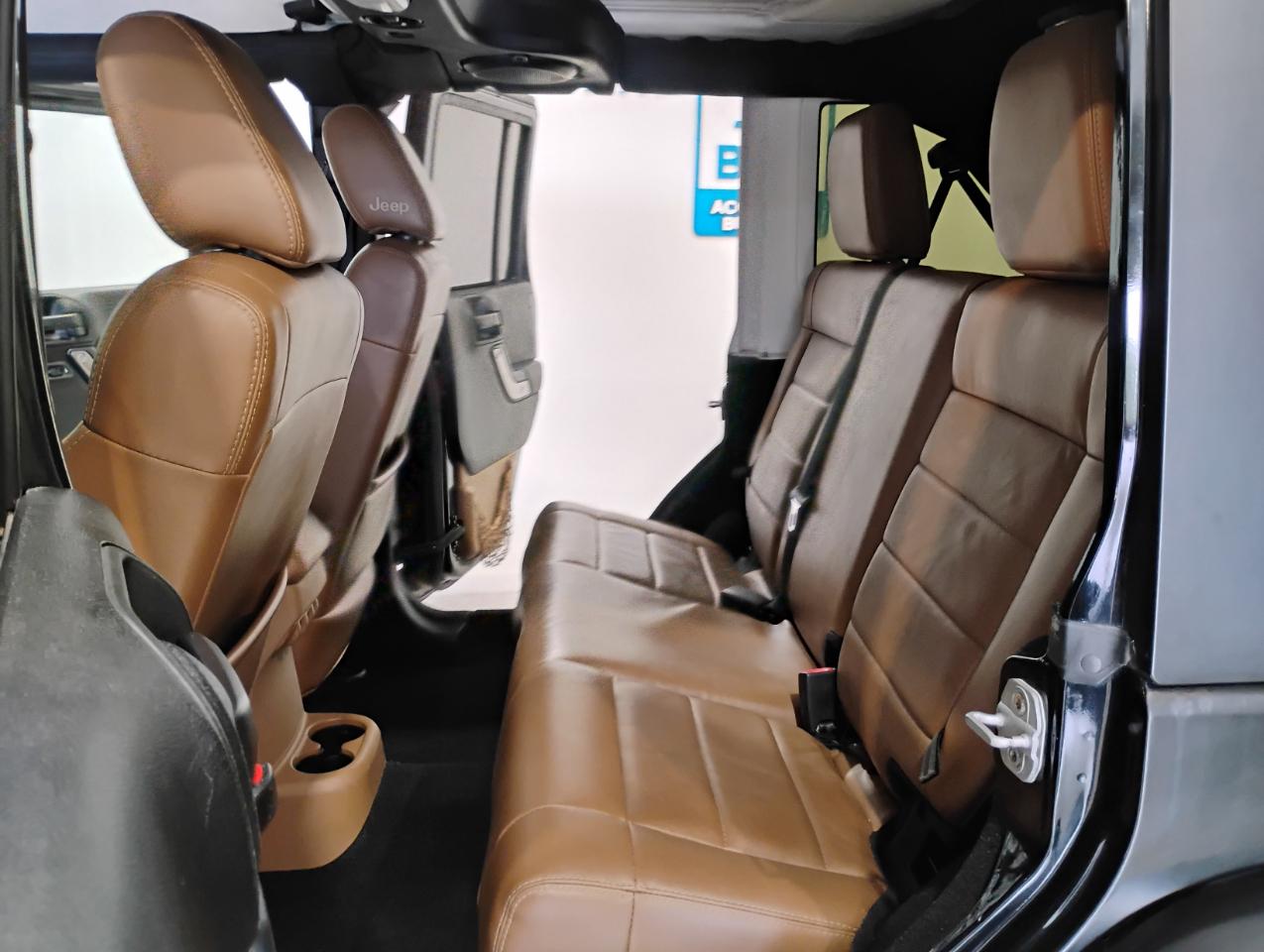 Jeep Wrangler Unlimited Sport 4WD 2011