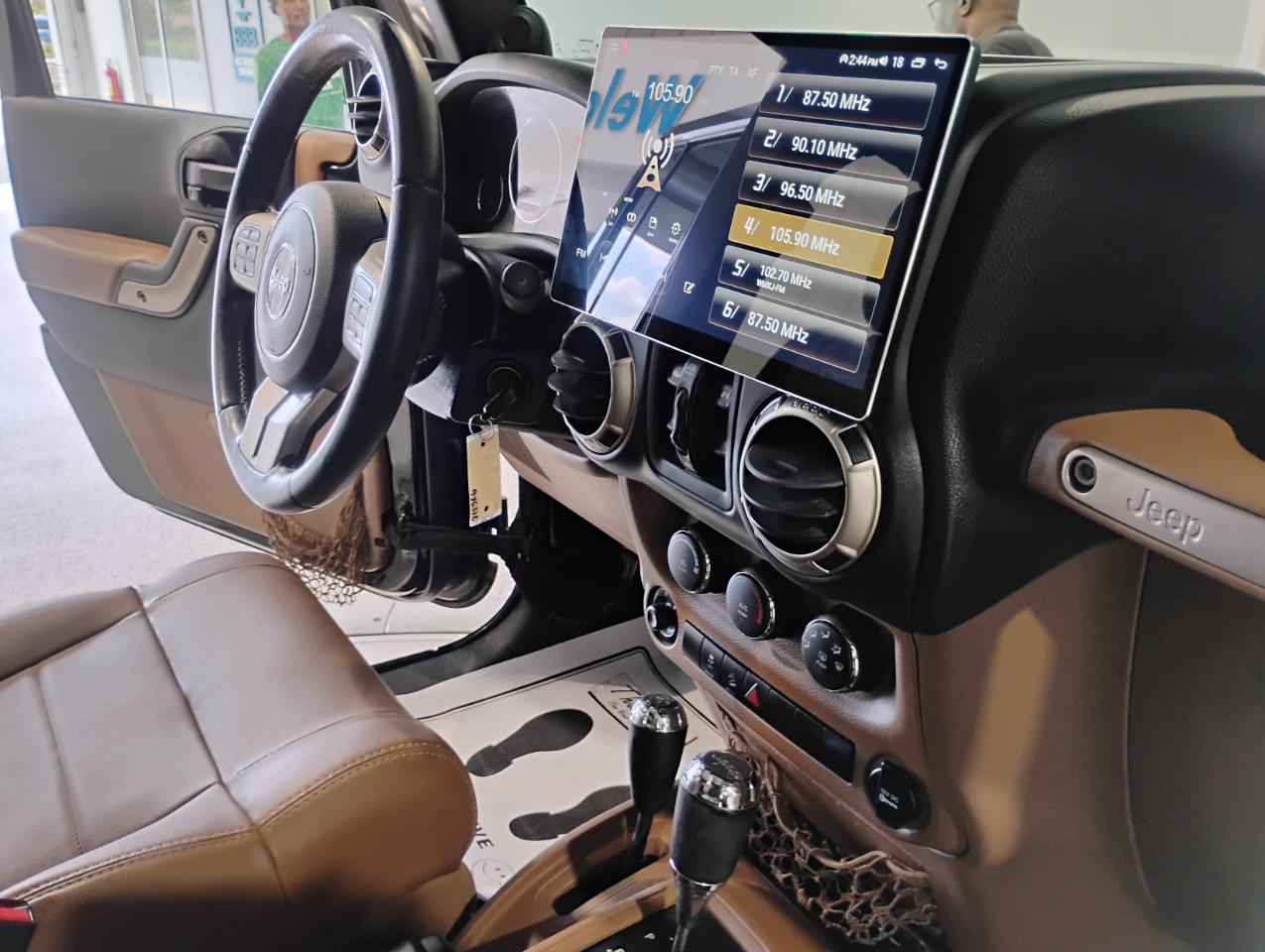 Jeep Wrangler Unlimited Sport 4WD 2011