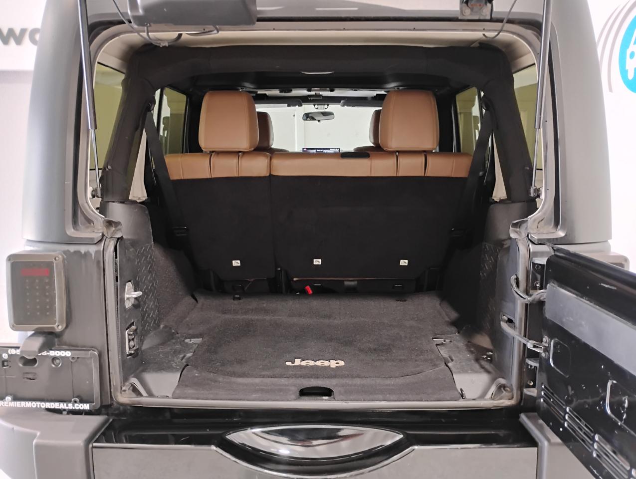 Jeep Wrangler Unlimited Sport 4WD 2011