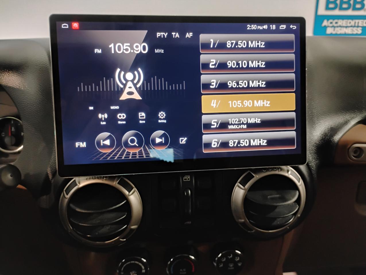 Jeep Wrangler Unlimited Sport 4WD 2011