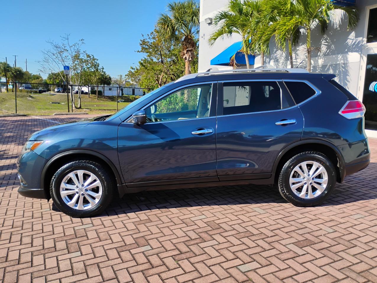 Nissan Rogue S 2WD 2016