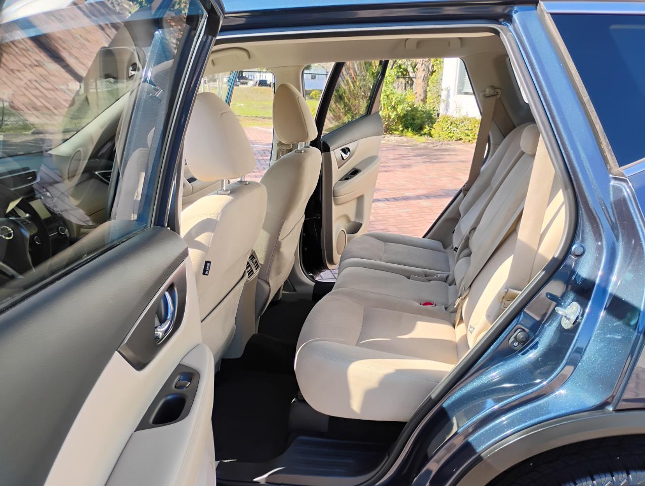 Nissan Rogue S 2WD 2016