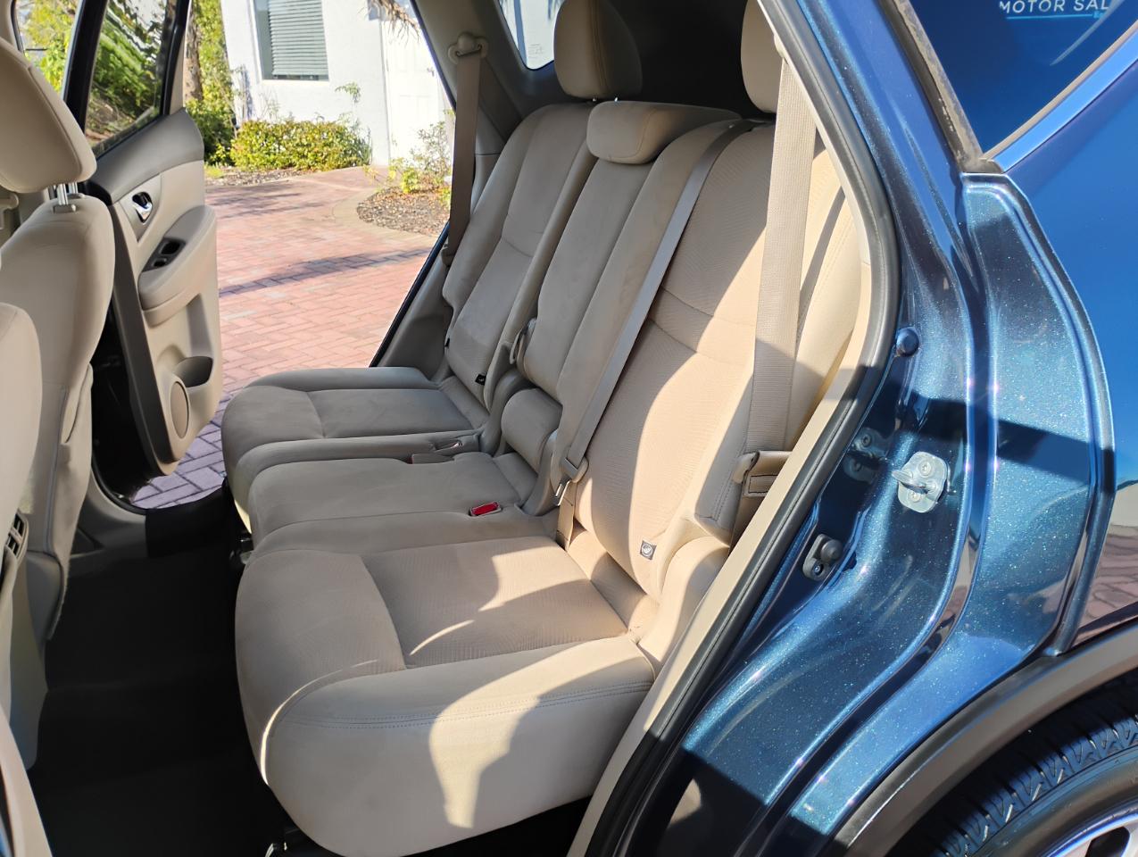 Nissan Rogue S 2WD 2016