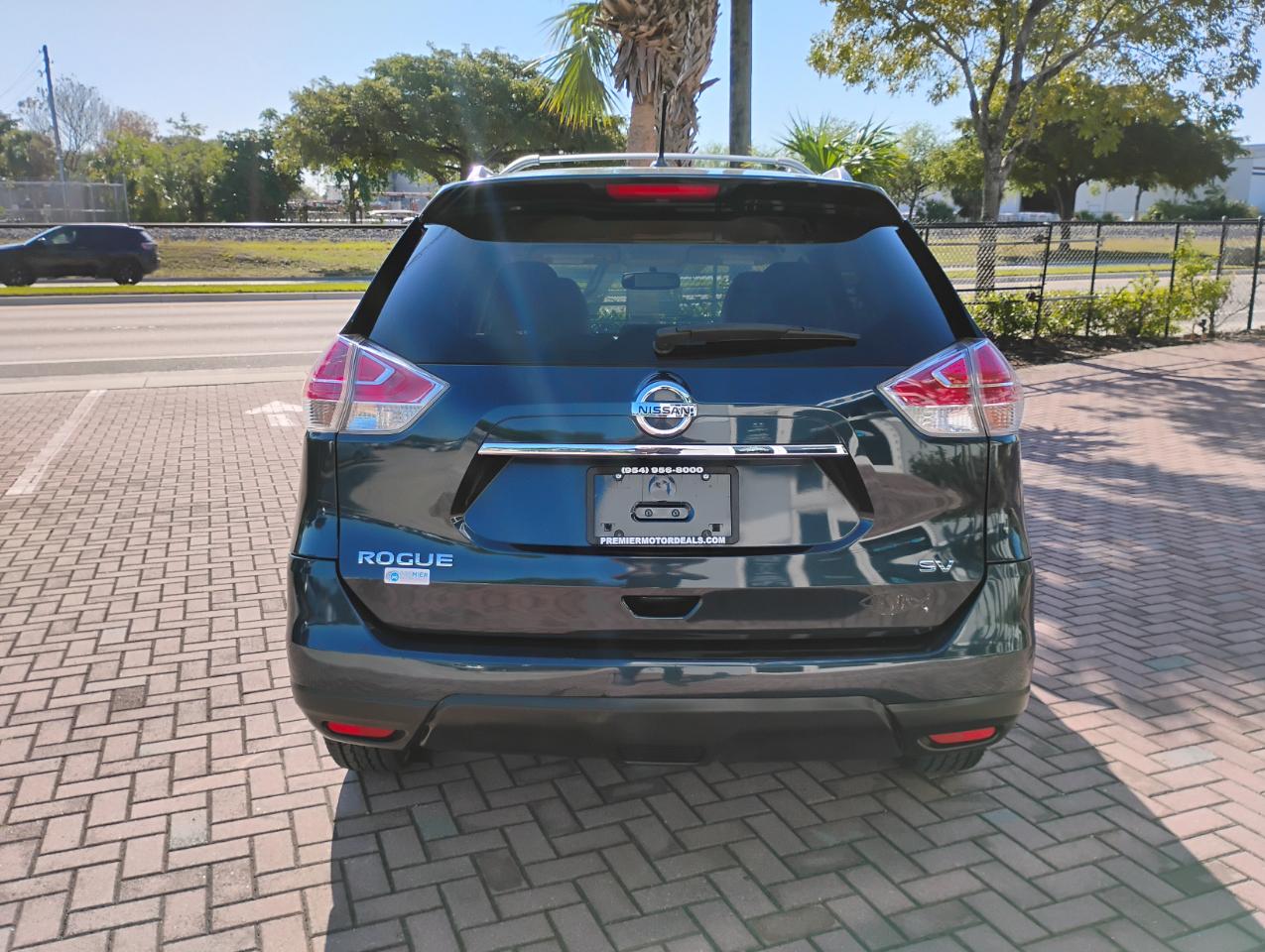 Nissan Rogue S 2WD 2016