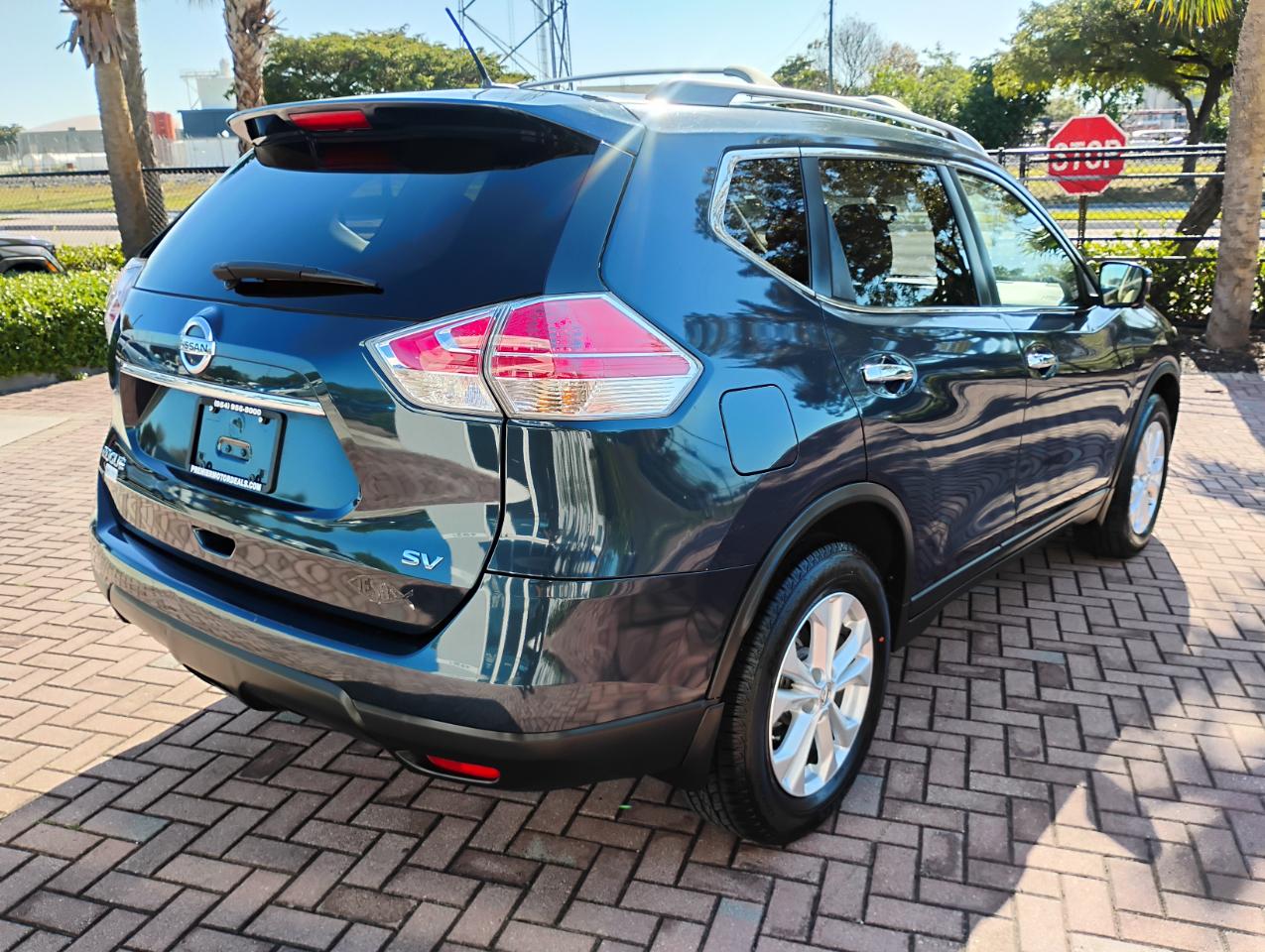 Nissan Rogue S 2WD 2016