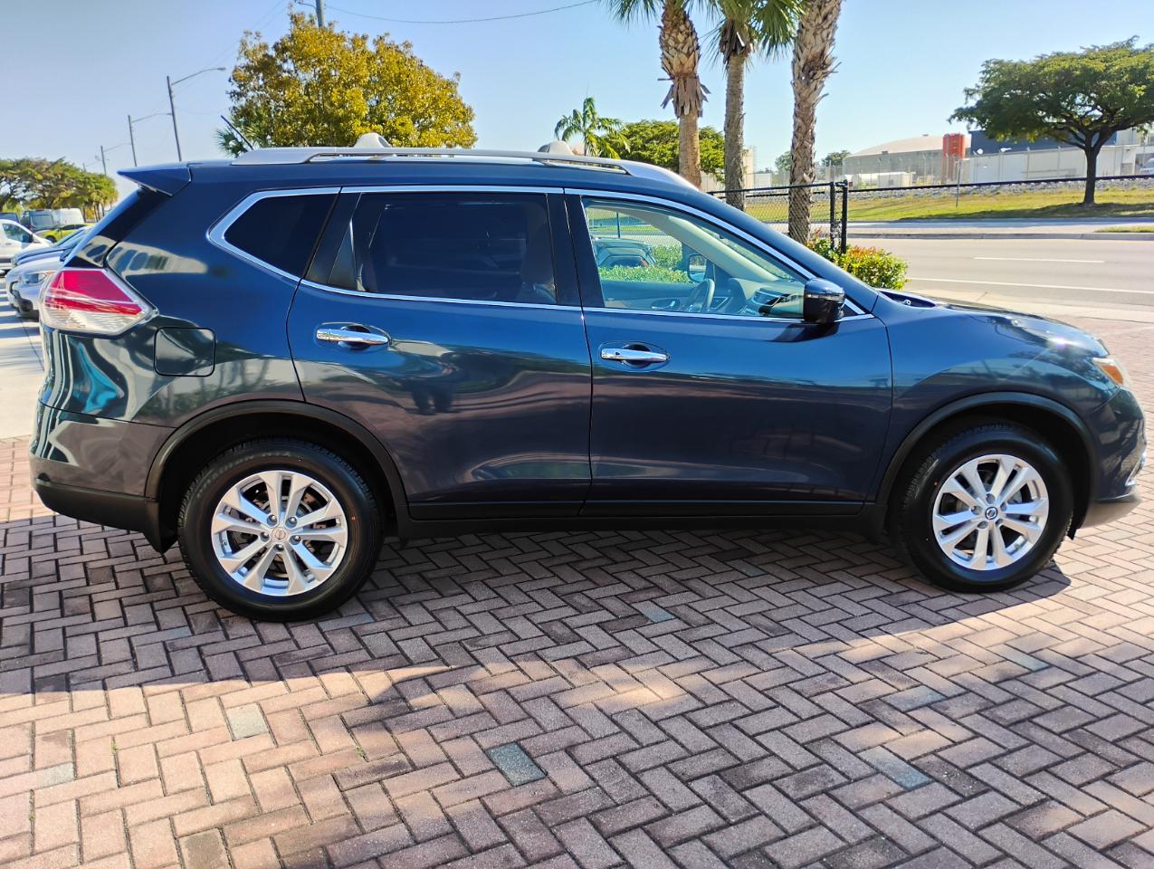 Nissan Rogue S 2WD 2016