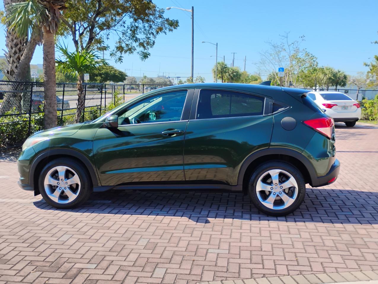 Honda HR-V EX 2WD CVT 2016