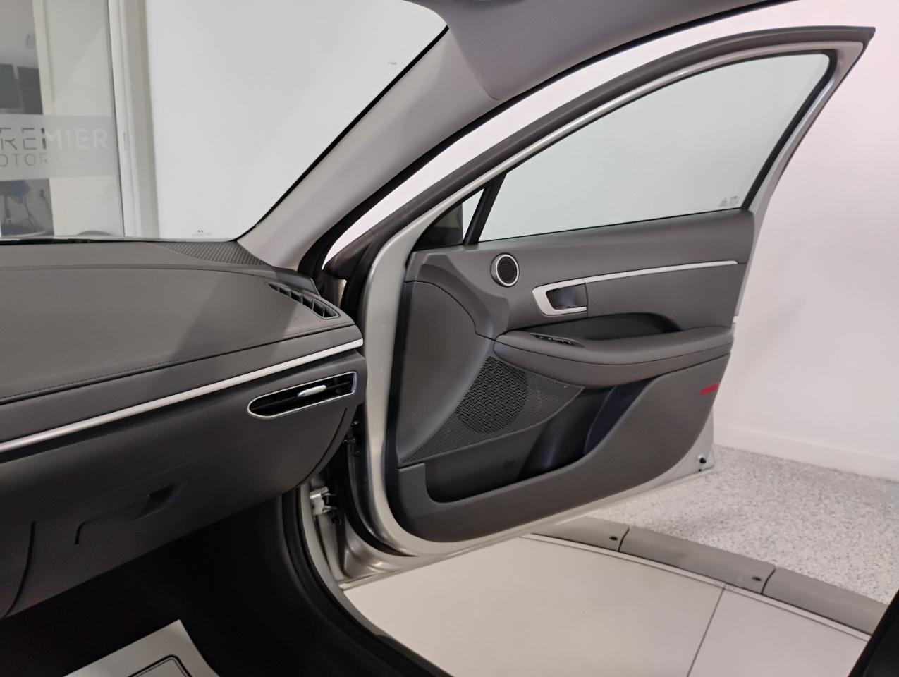 Hyundai Sonata SE 2020