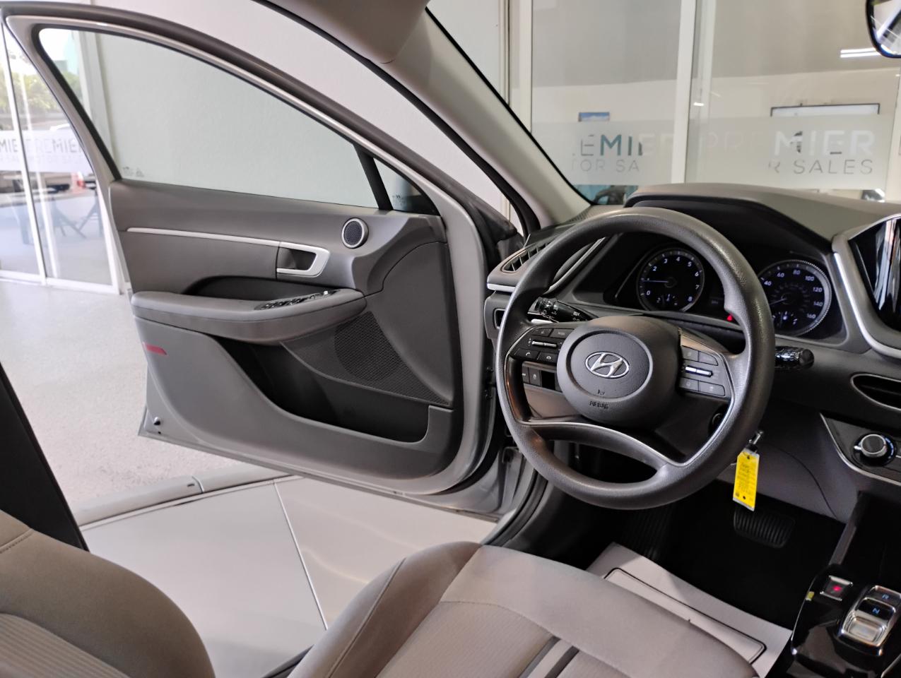 Hyundai Sonata SE 2020