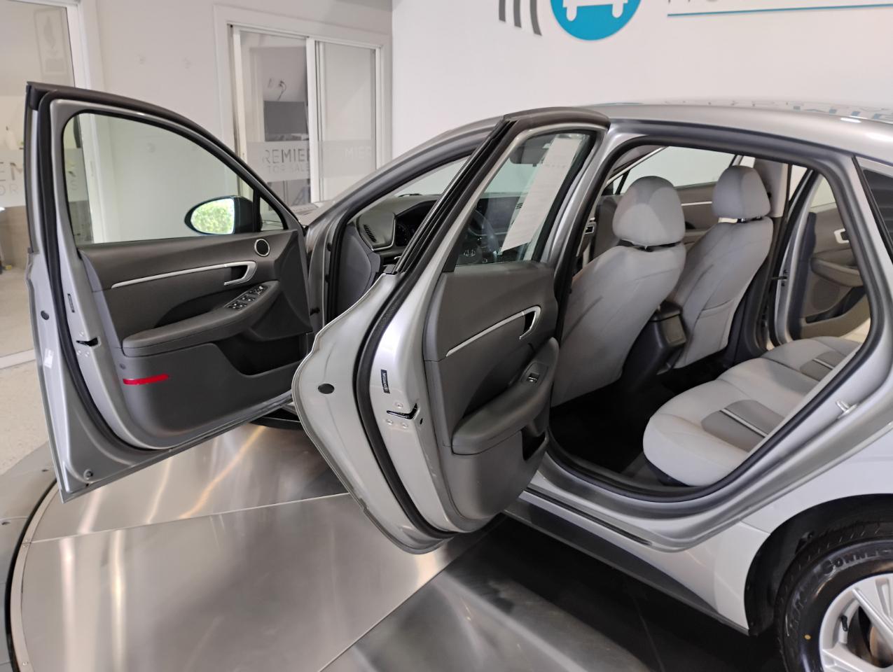 Hyundai Sonata SE 2020