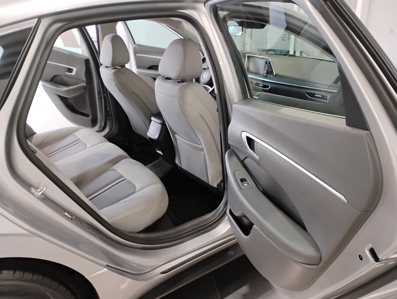 Hyundai Sonata SE 2020