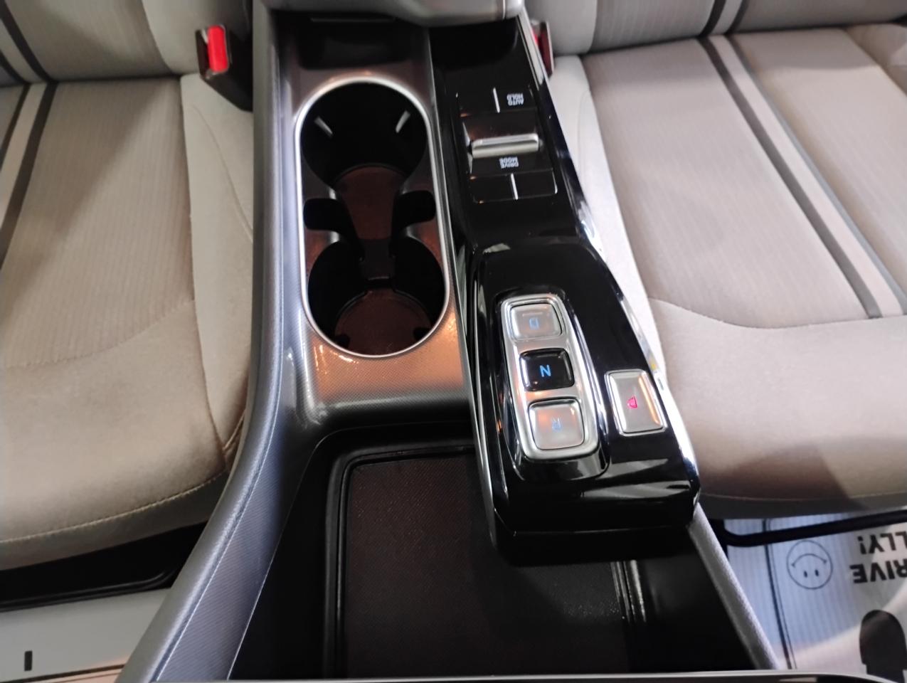 Hyundai Sonata SE 2020