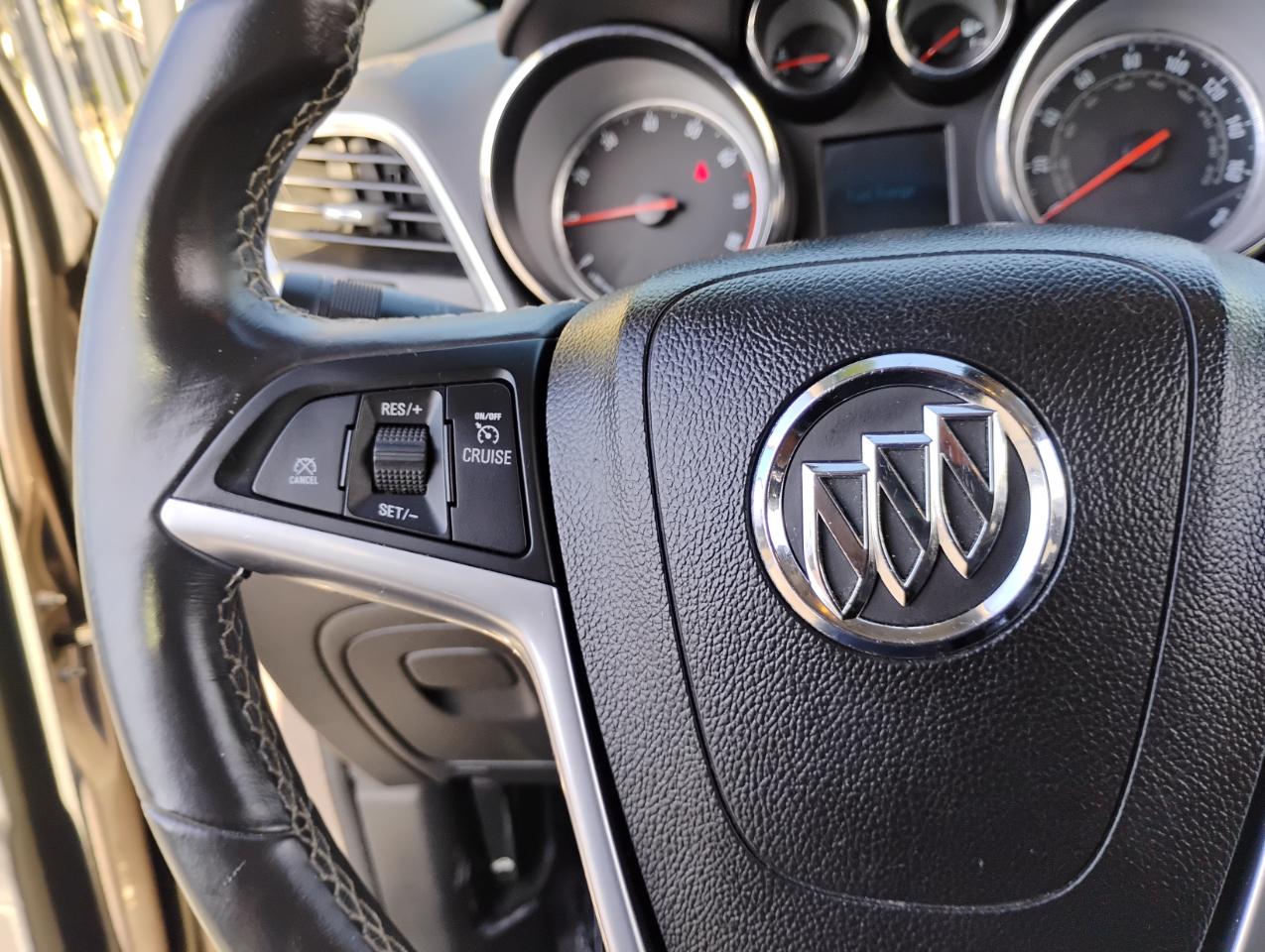 Buick Encore Convenience FWD 2014