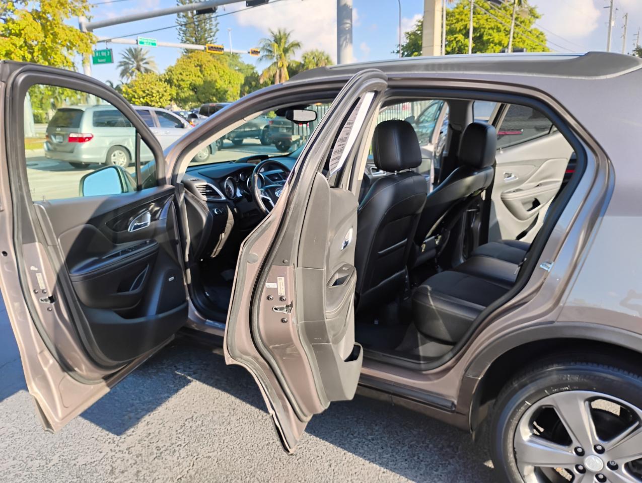 Buick Encore Convenience FWD 2014