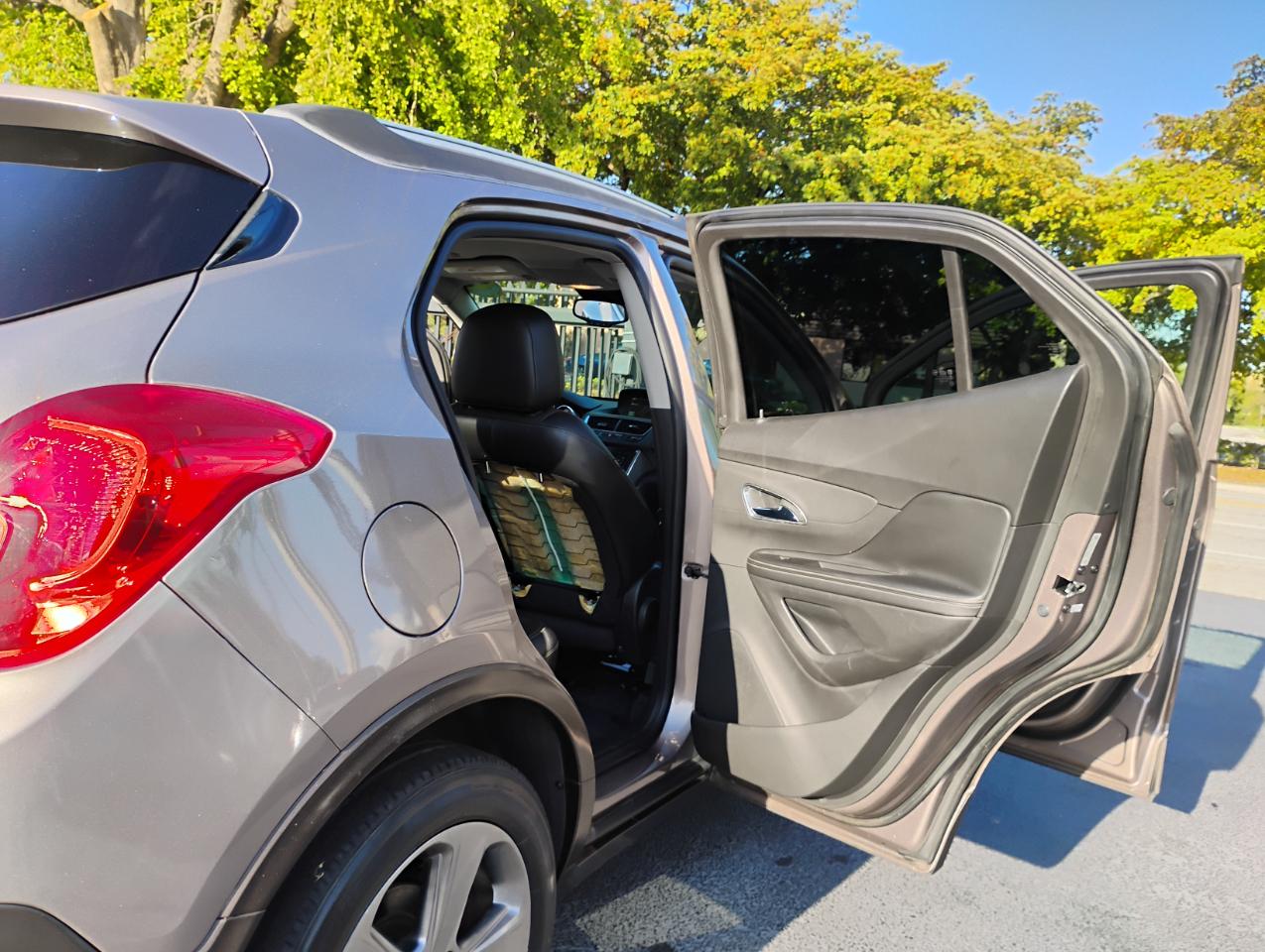 Buick Encore Convenience FWD 2014