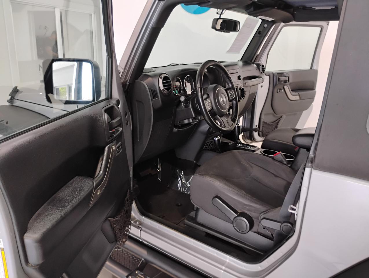 Jeep Wrangler Sport 4WD 2016