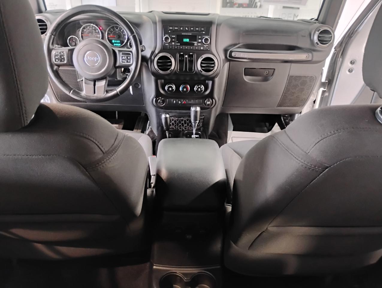 Jeep Wrangler Sport 4WD 2016