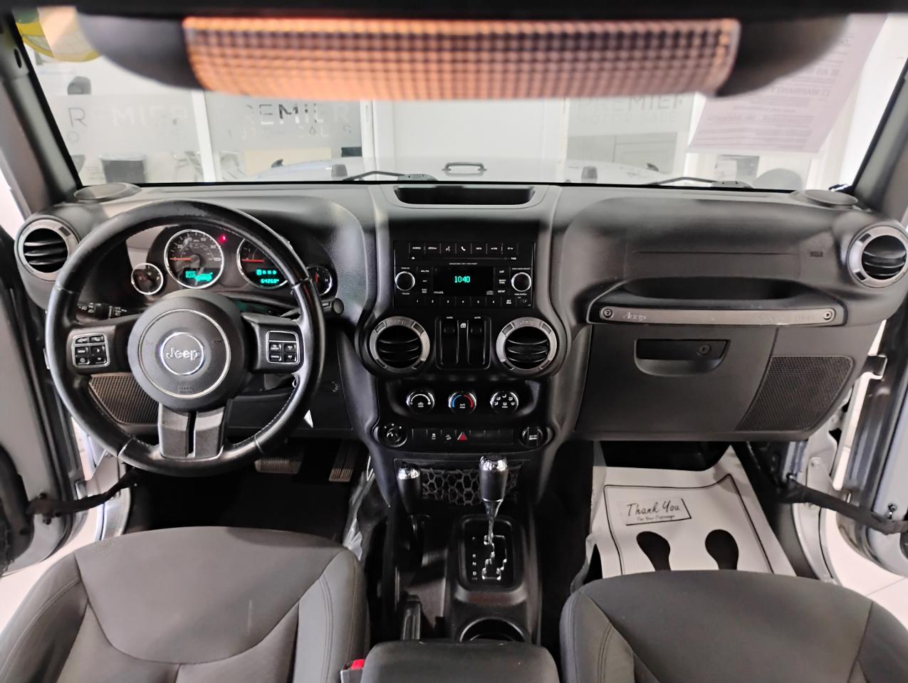 Jeep Wrangler Sport 4WD 2016