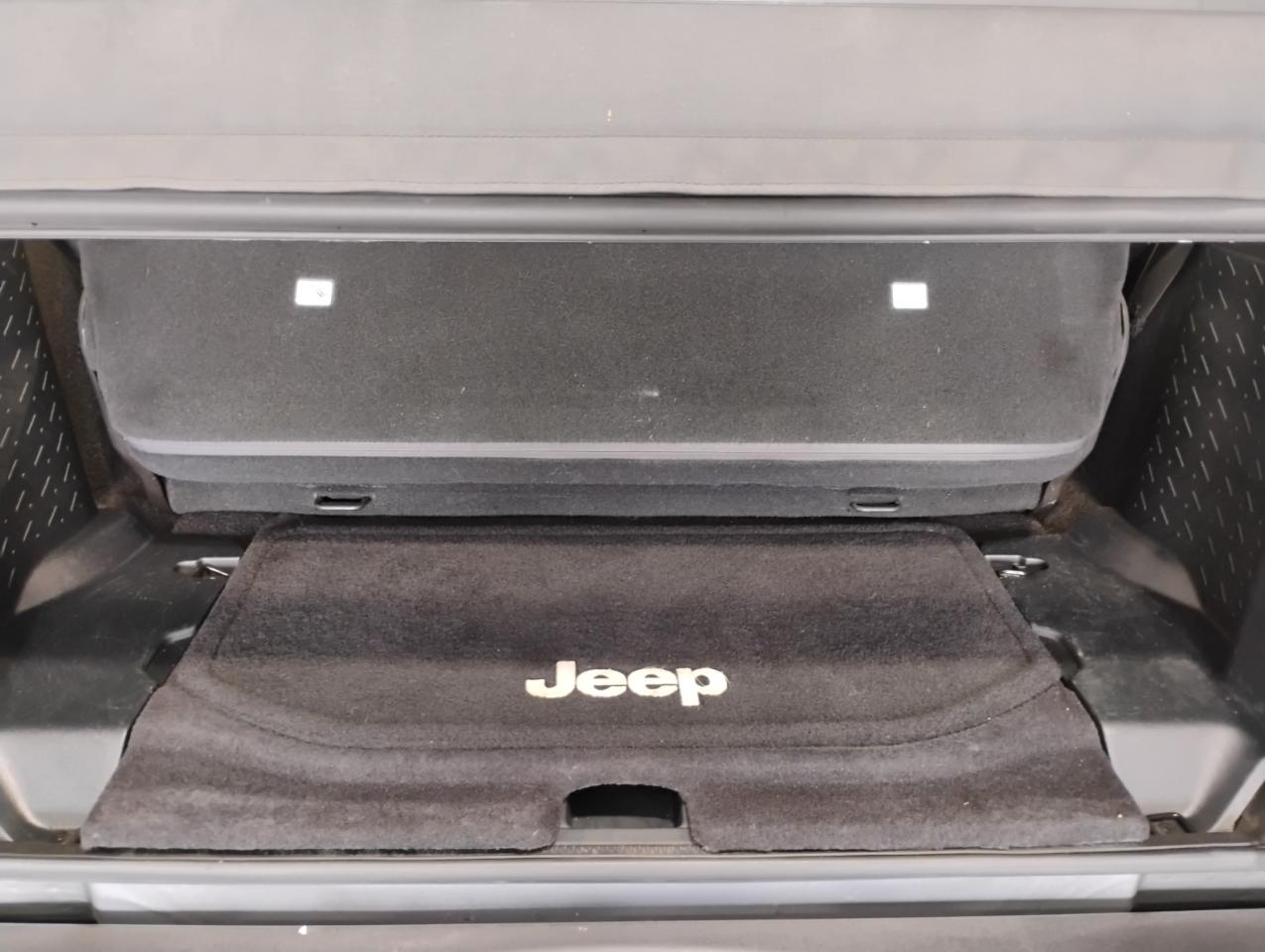 Jeep Wrangler Sport 4WD 2016