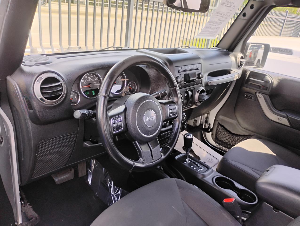 Jeep Wrangler Sport 4WD 2016