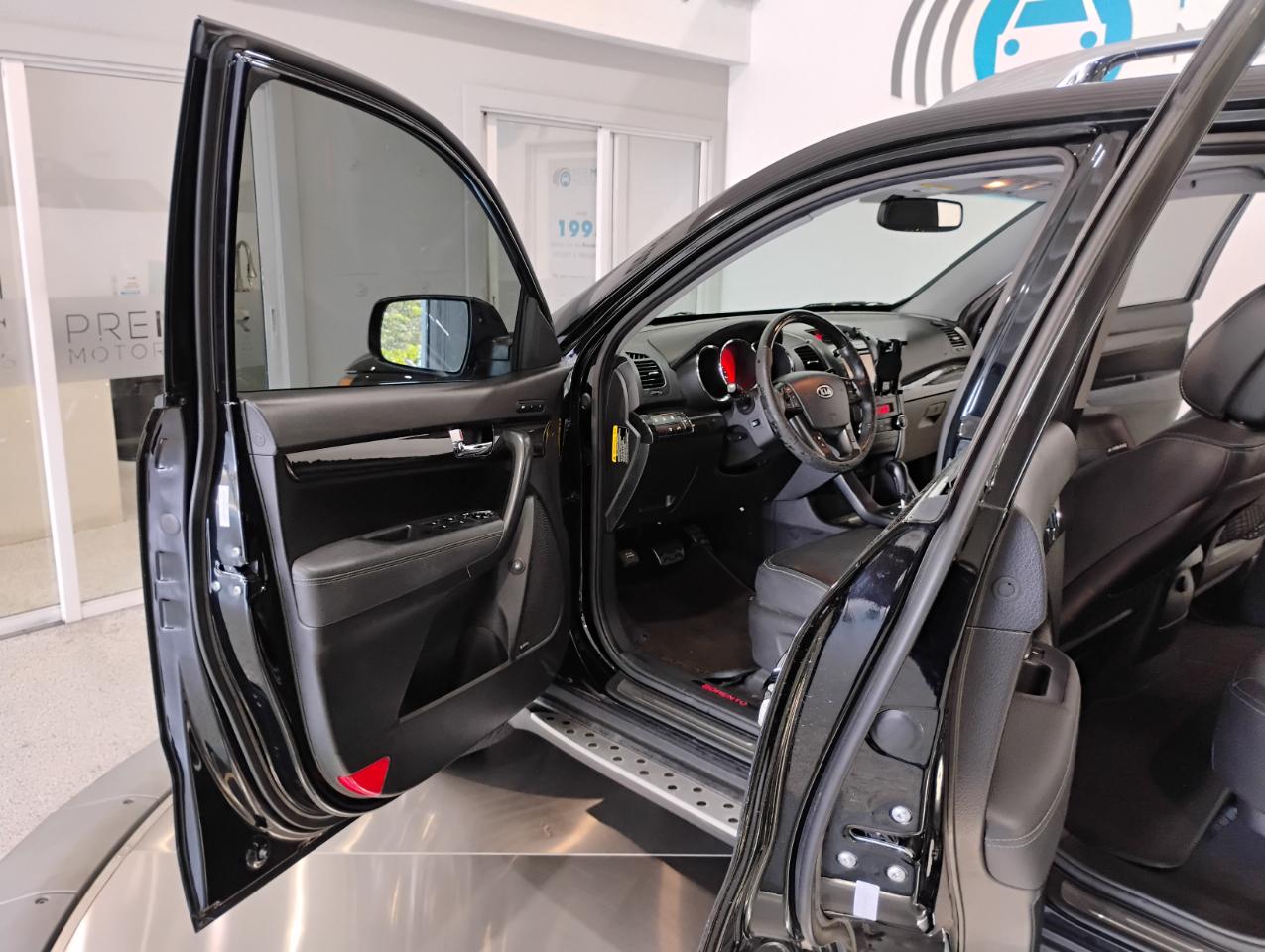 Kia Sorento SX 2WD 2012