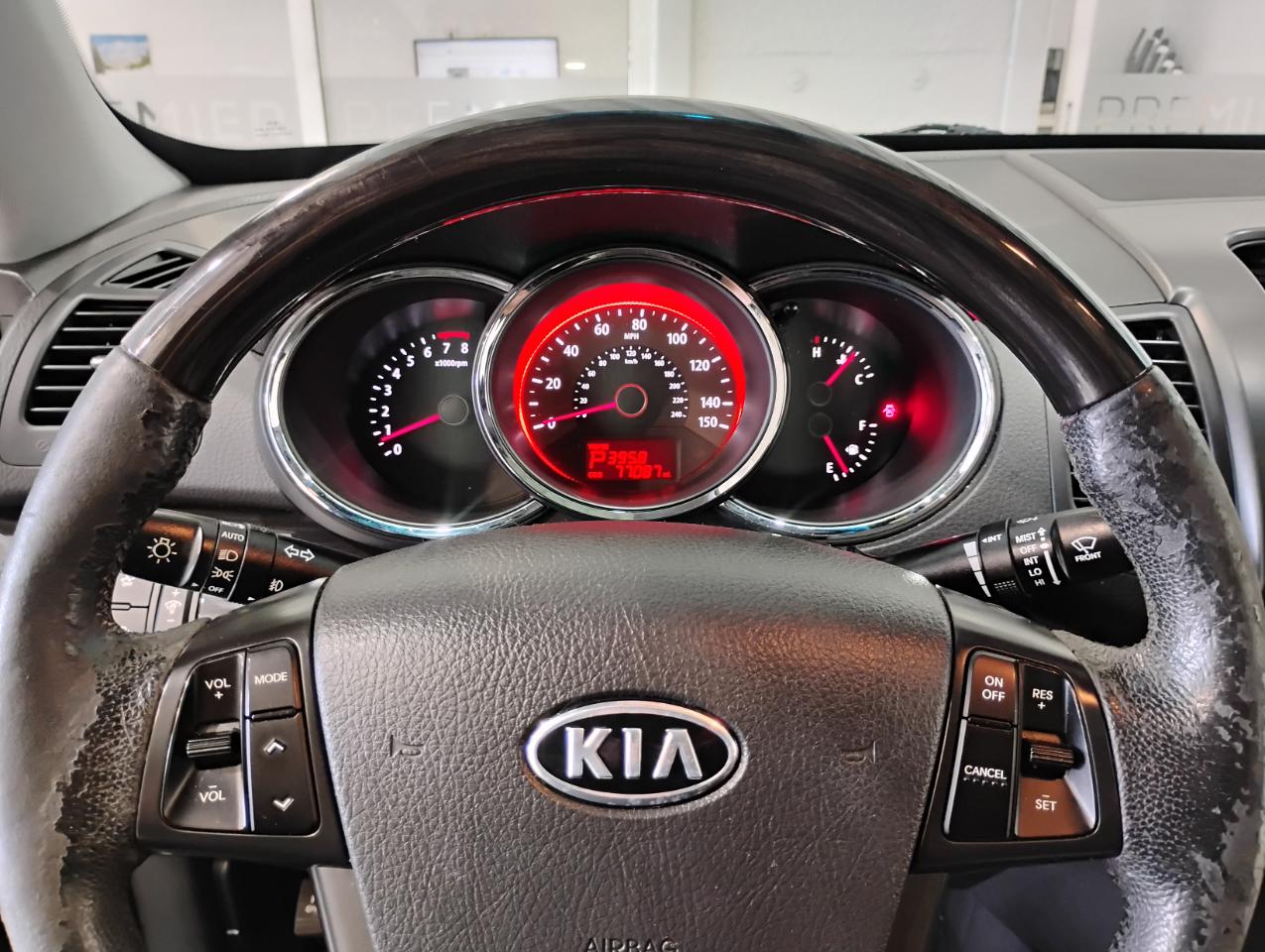 Kia Sorento SX 2WD 2012