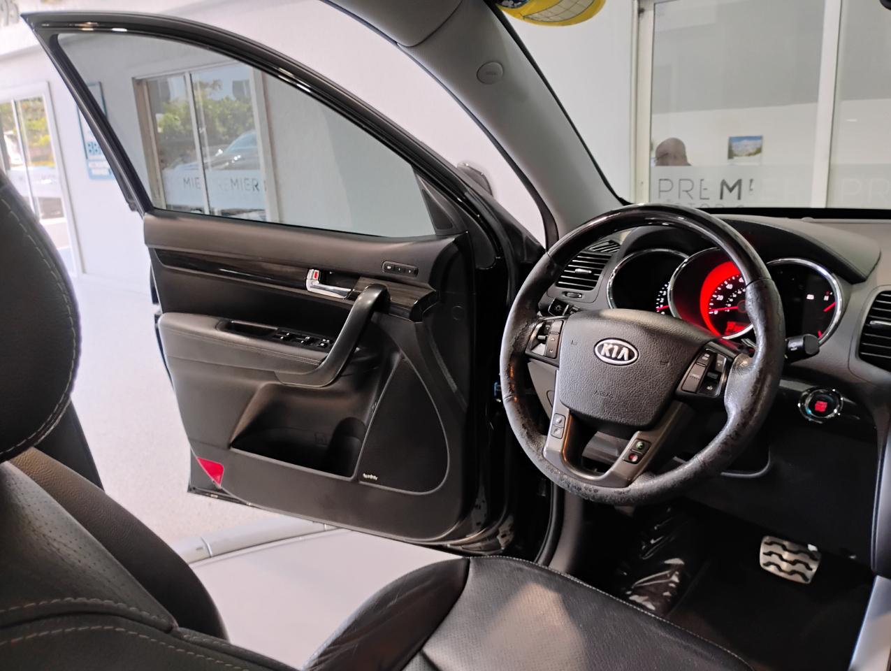 Kia Sorento SX 2WD 2012