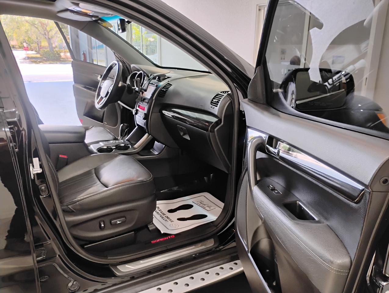 Kia Sorento SX 2WD 2012